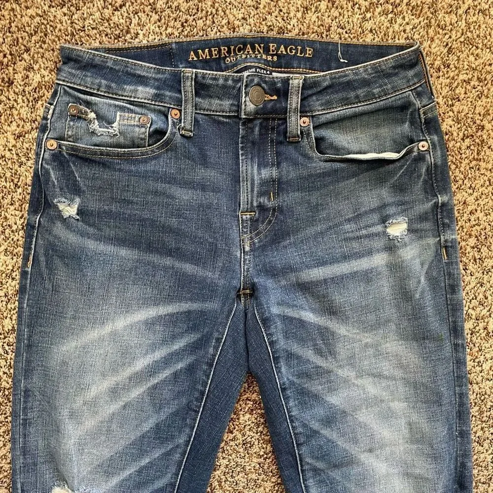 AE American Eagle skinny blue jeans men’s size 28x32 holes ripped distressed